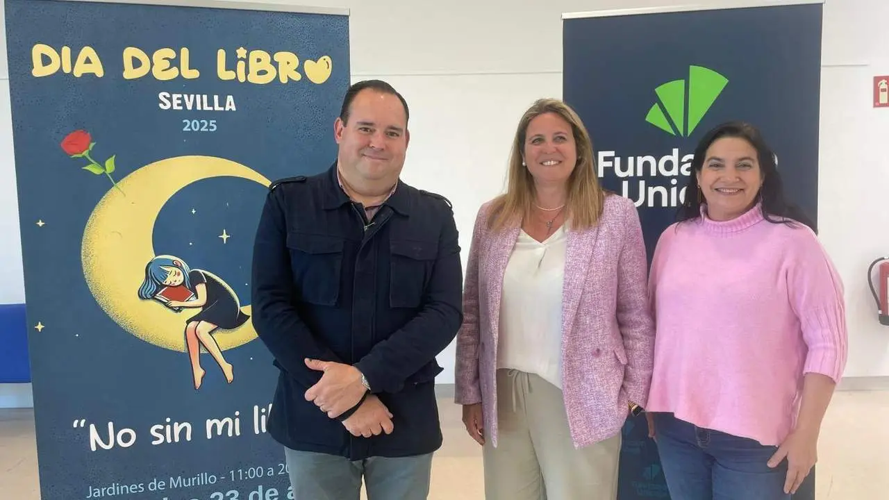 Rafael Rodr&iacute;guez, Angie Moreno y Sara Rodr&iacute;guez en la presentaci&oacute;n. - Viva Sevilla.