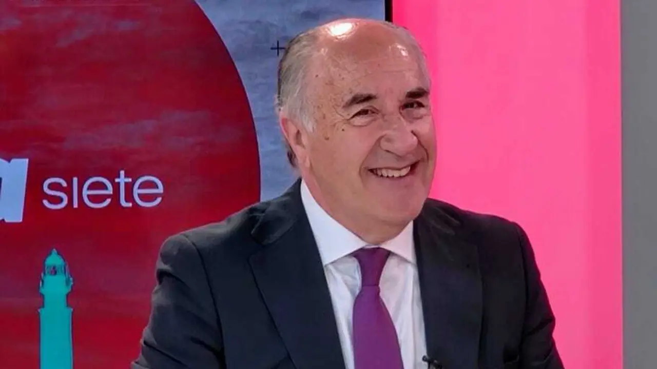El Alcalde de Algeciras, Jos&eacute; Ignacio Landaluce, entrevistado por Mercedes R&iacute;os para 7TV