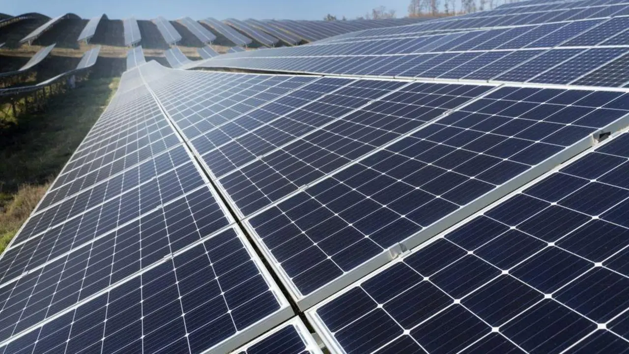 Paneles fotovoltaicos. - aRCHIVO