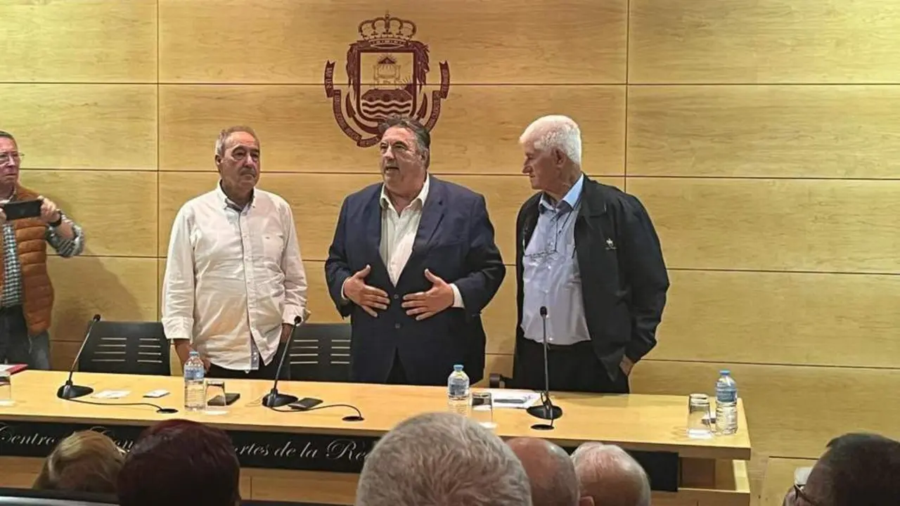 Ruiz Cortejosa, Navarro y Romero.  - A.I.