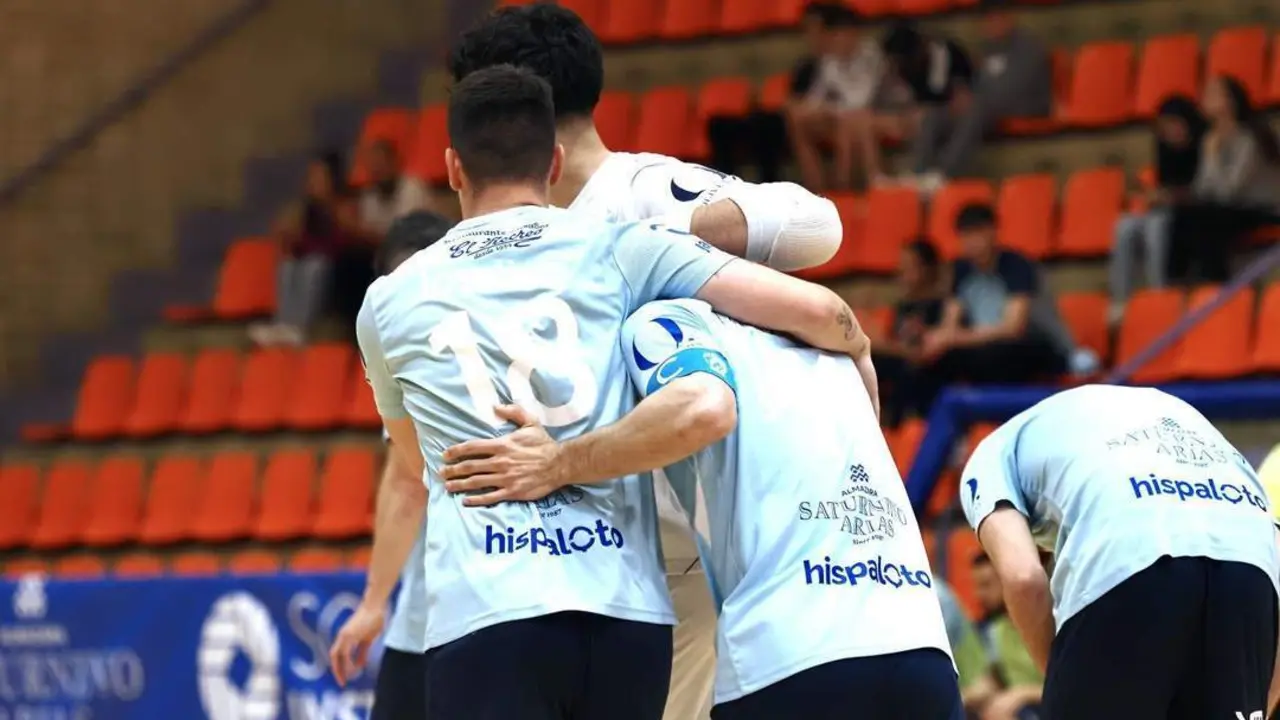 Jugadores de Avanza celebran un tanto en la &uacute;ltima jornada. - Juan Pedro S&aacute;nchez