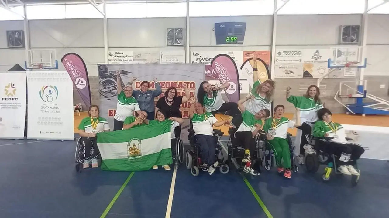 CD INFATIGABLES. - AYTO BORMUJOS