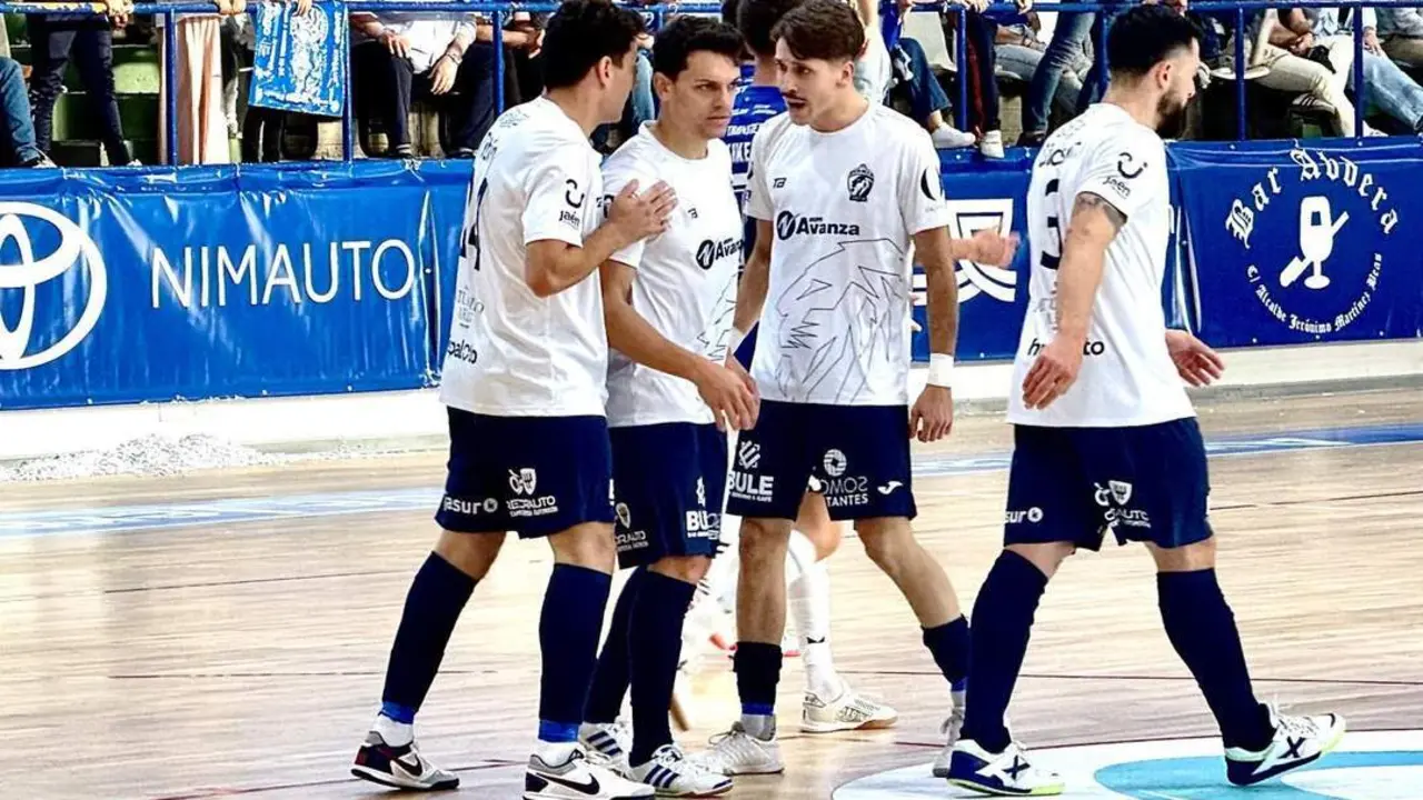 Jugadores de Avanza Ja&eacute;n, en la primera eliminatoria. - Avanza Ja&eacute;n