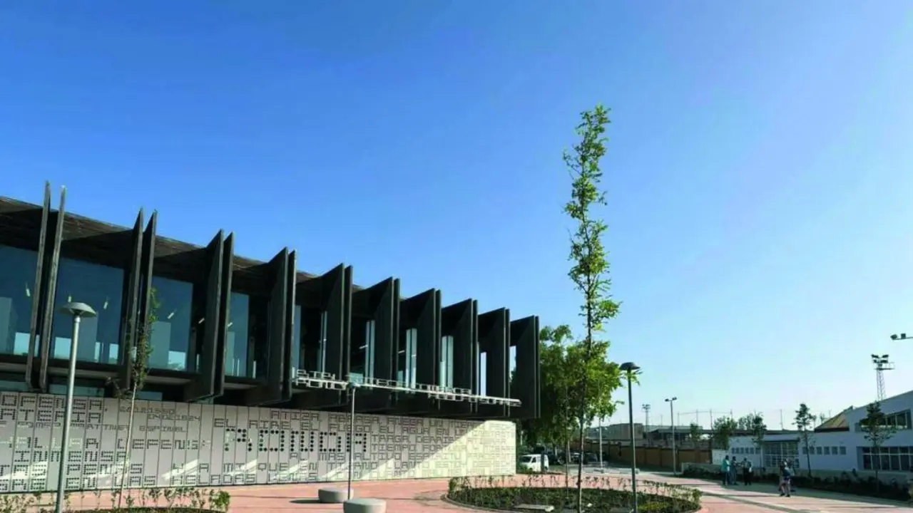 Biblioteca comarcal. - RS