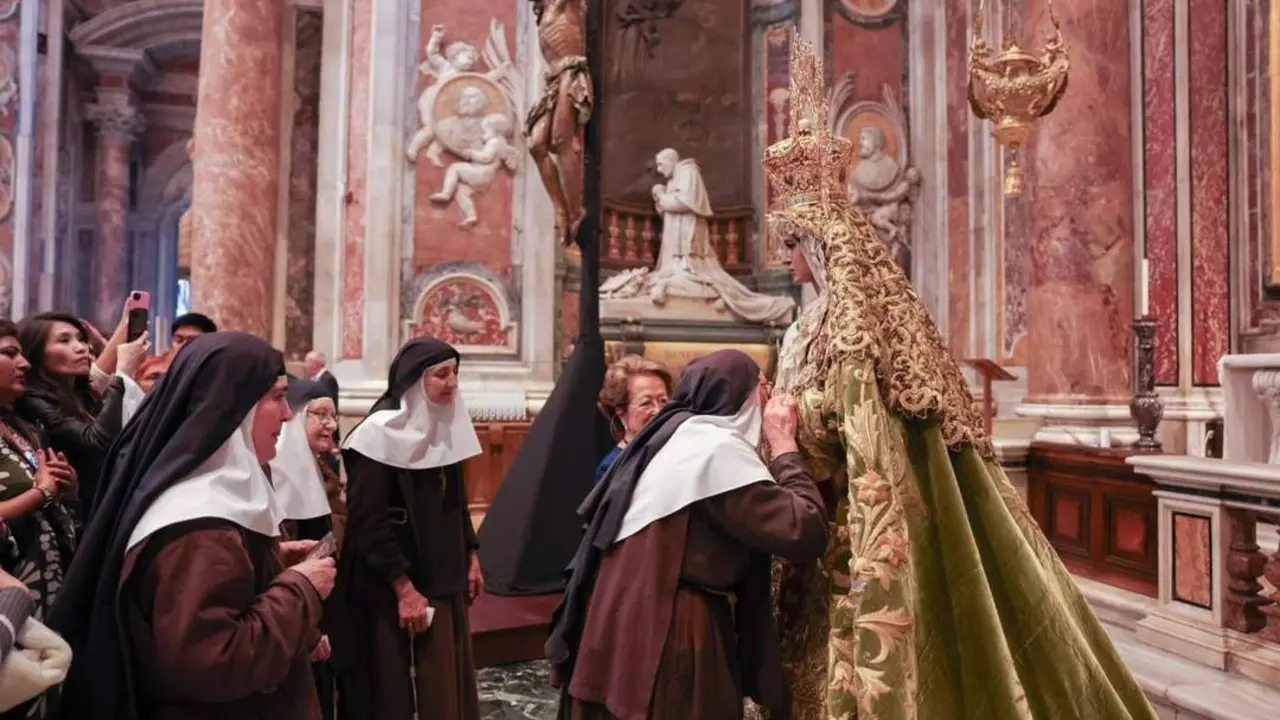 Veneraci&oacute;n de la Esperanza. - Gran Procesi&oacute;n Roma