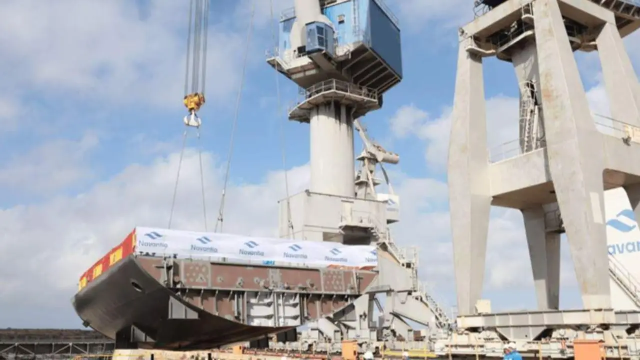 La puesta de la quilla en septiembre de 2024.  - Navantia