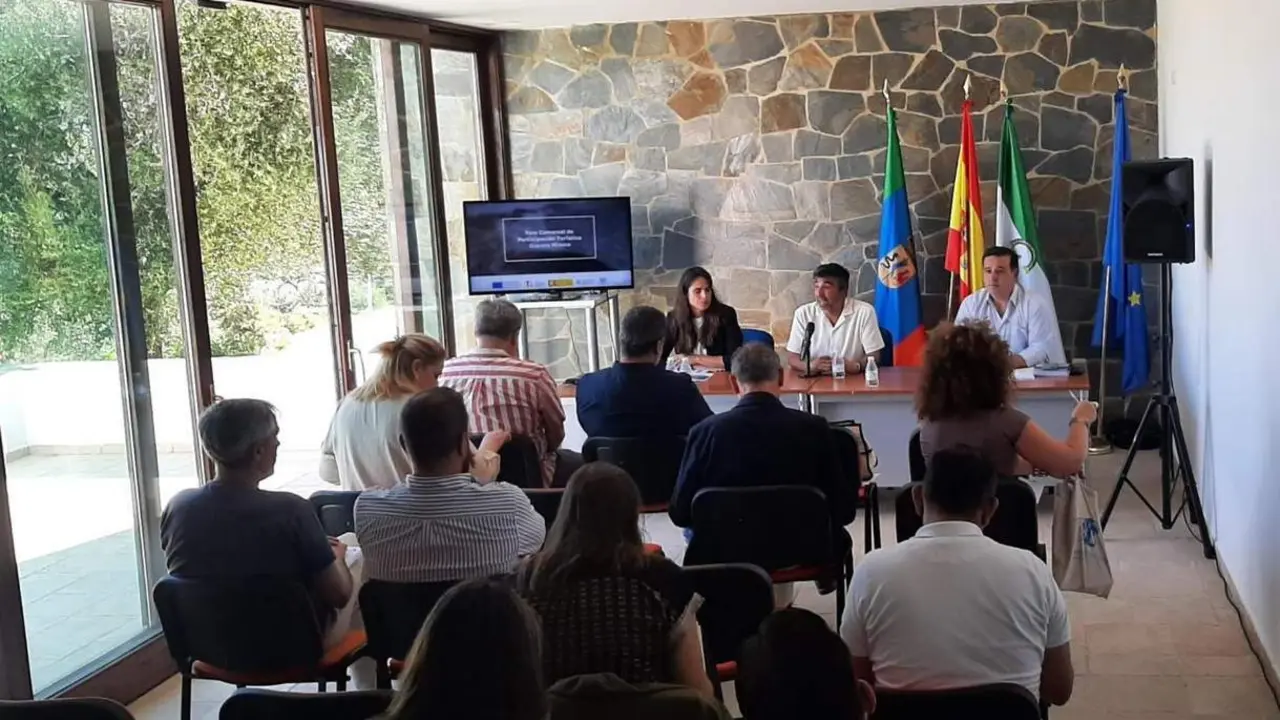 Reuni&oacute;n en Berrocal. - VH