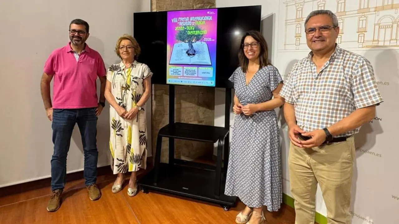Presentaci&oacute;n de la octava edici&oacute;n del certamen de Masquecuentos.  - Esperanza Calzado