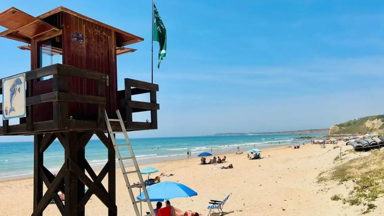 Servicios de playas en Conil.