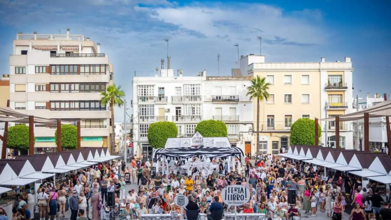 Ambiente en la plaza del Rey estos d&iacute;as.  - Ayuntamiento