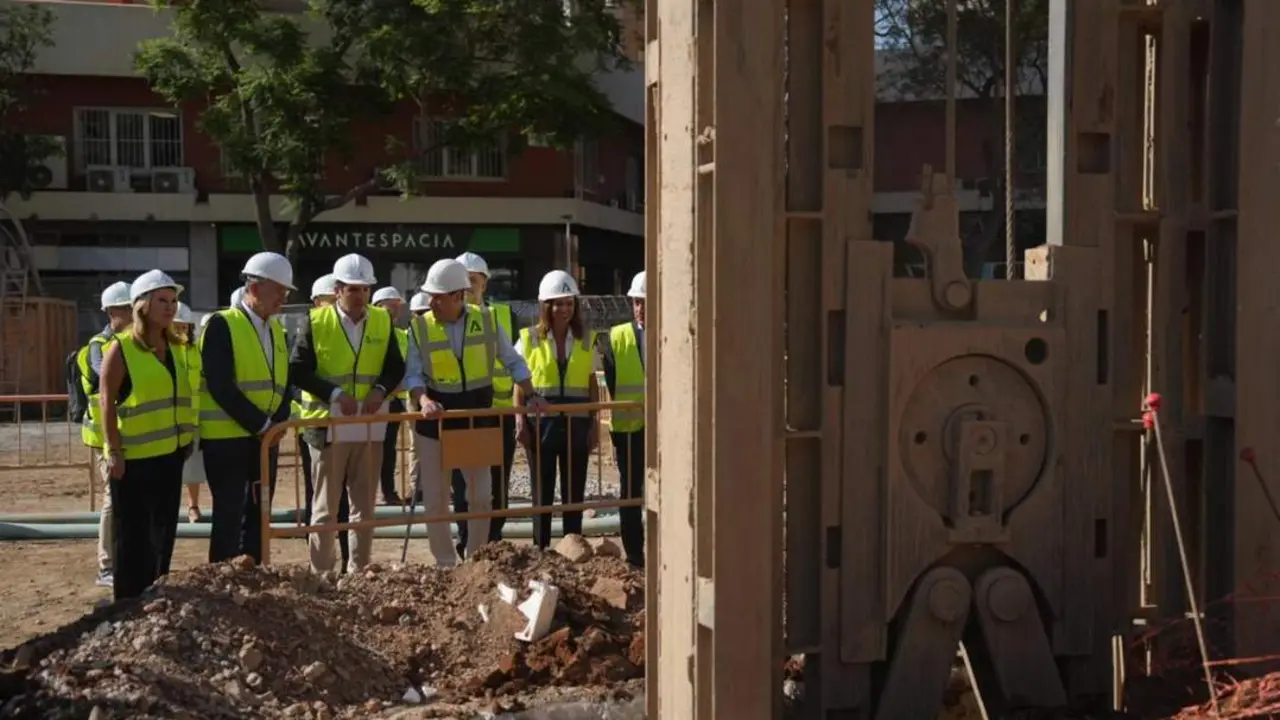 En las obras del Metro. - Junta