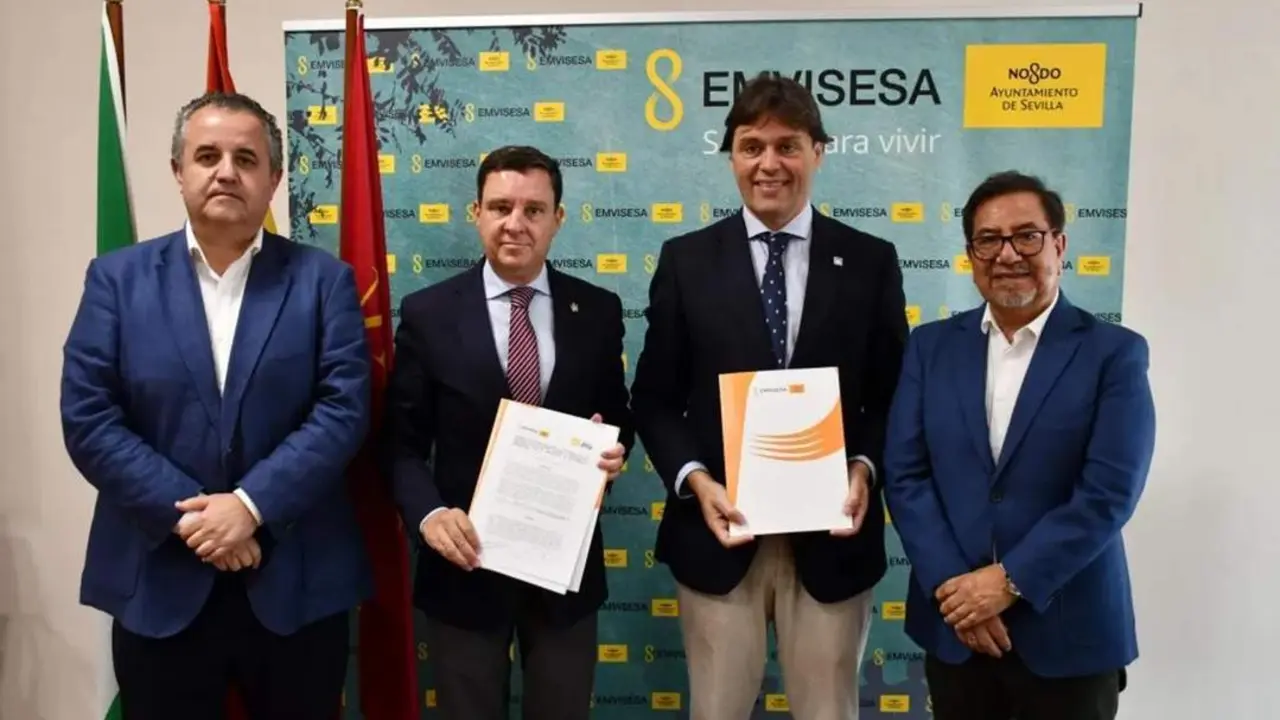 La firma del acuerdo entre la UPO y Emvisesa. - UPO