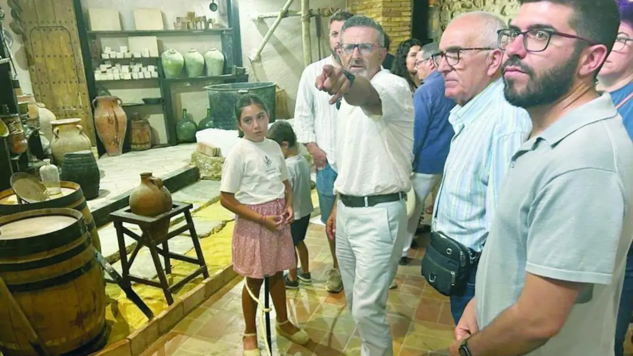 Un momento del estreno del Primer Museo Espa&ntilde;ol del Jab&oacute;n - AI