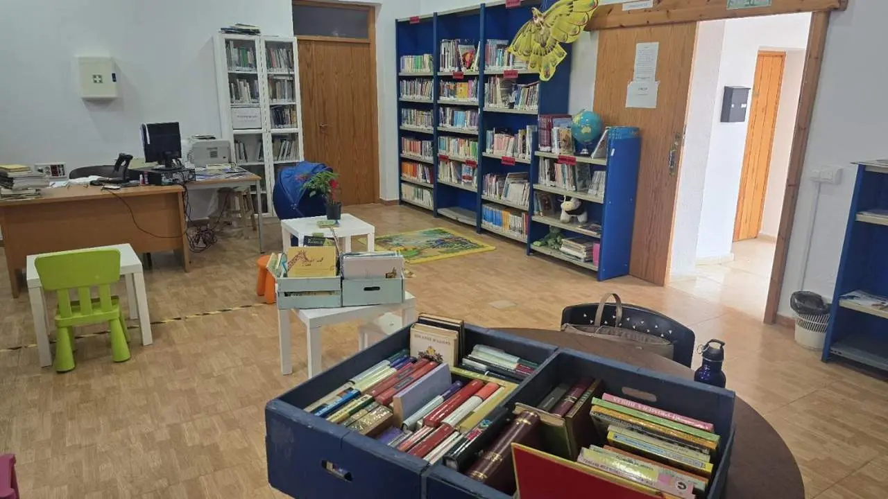 Reabre la Biblioteca Municipal de Barbate - 