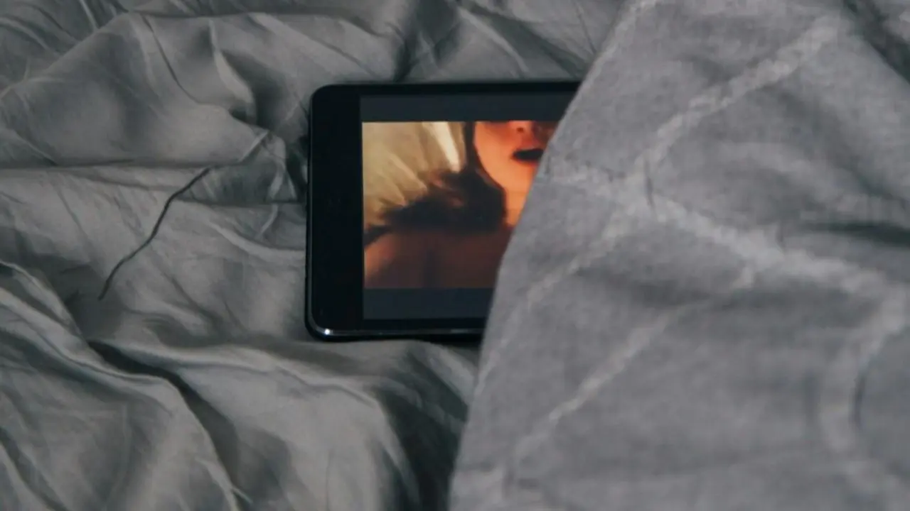 Porno. - Unsplash
