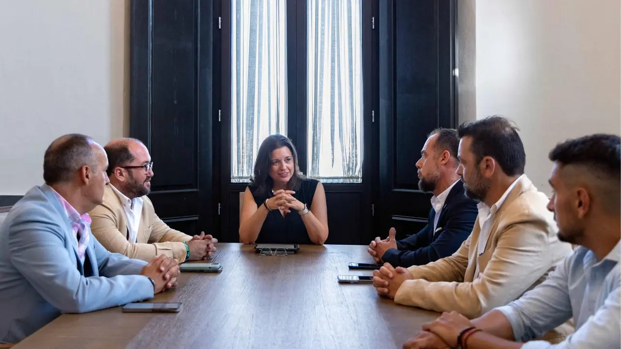 Imagen de la reuni&oacute;n. - A.I.