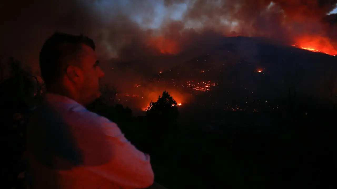 Avance del fuego. | Europa Press.