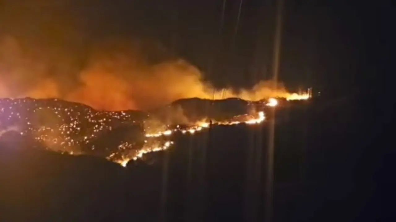 Incendio en el paraje Las Cubillas de Lubr&iacute;n. | Europa Press.