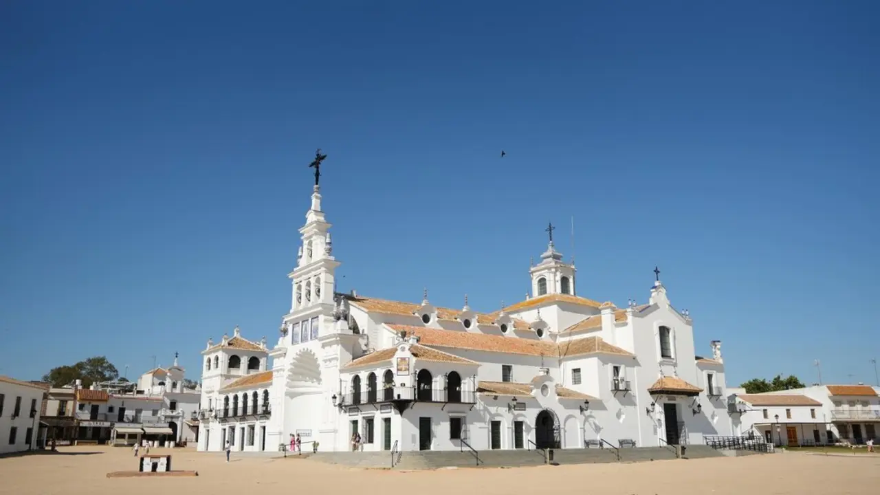 Santuario de la Virgen del Roc&iacute;o. | Joaqu&iacute;n Corchero, Europa Press.