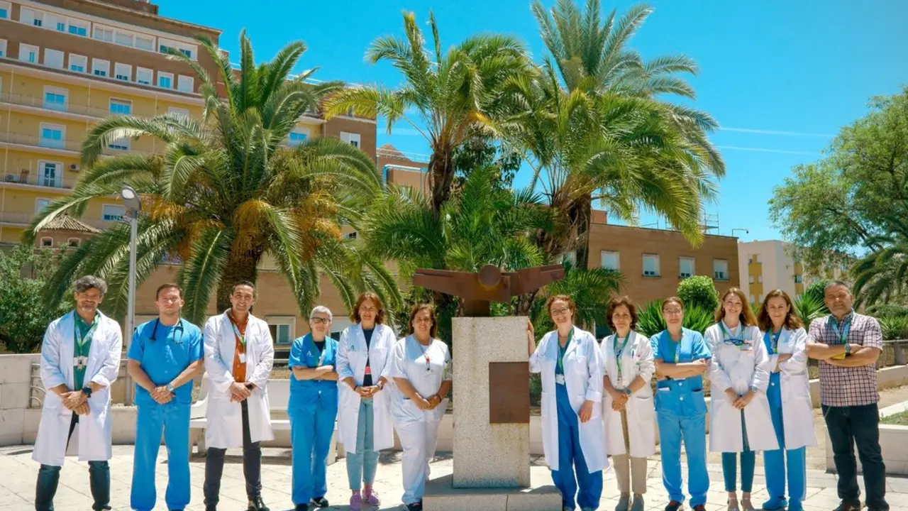 Equipo del &aacute;rea de trasplantes del Hospital Virgen del Roc&iacute;o | HUVR
