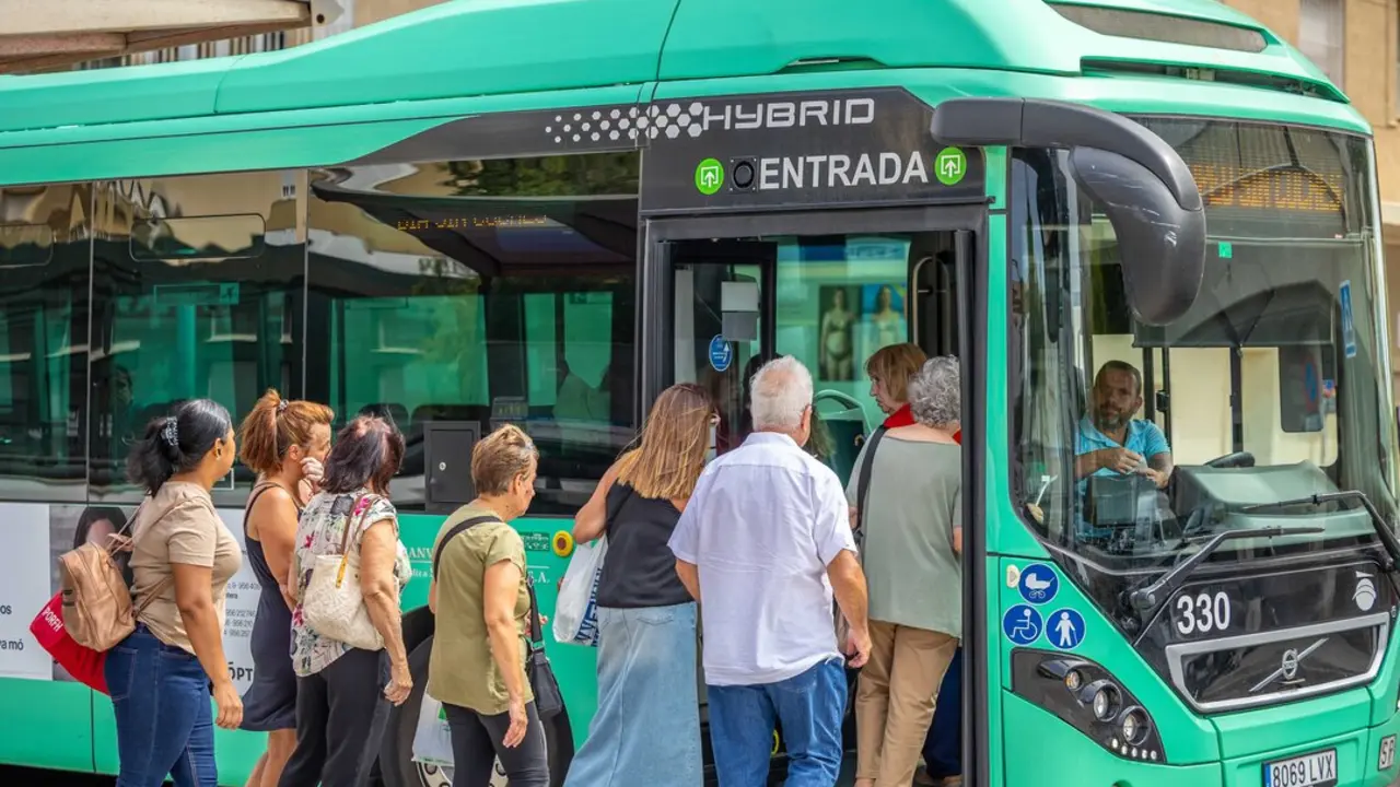 Autob&uacute;s urbano de San Fernando. | Ayuntamiento.