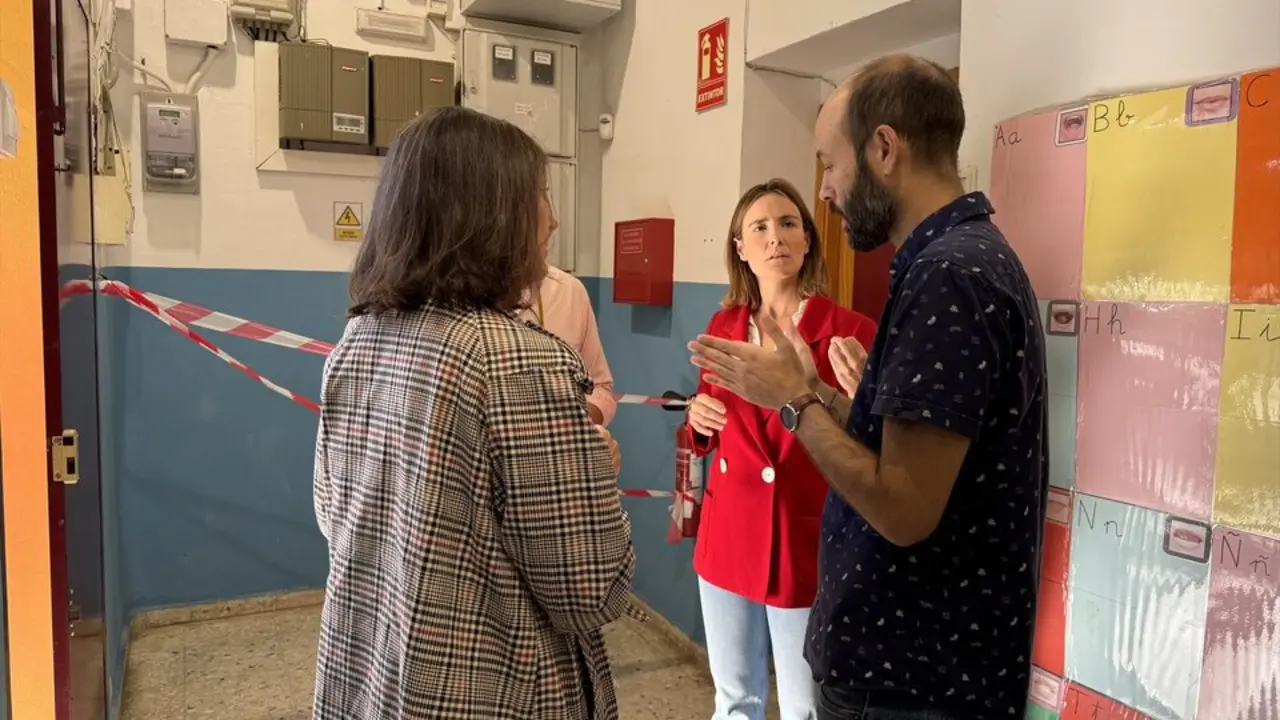 Delegada de Educaci&oacute;n y Edificios Municipales, Blanca Gastalver, en el CEIP Arias Montano |&nbsp;AYUNTAMIENTO DE SEVILLA