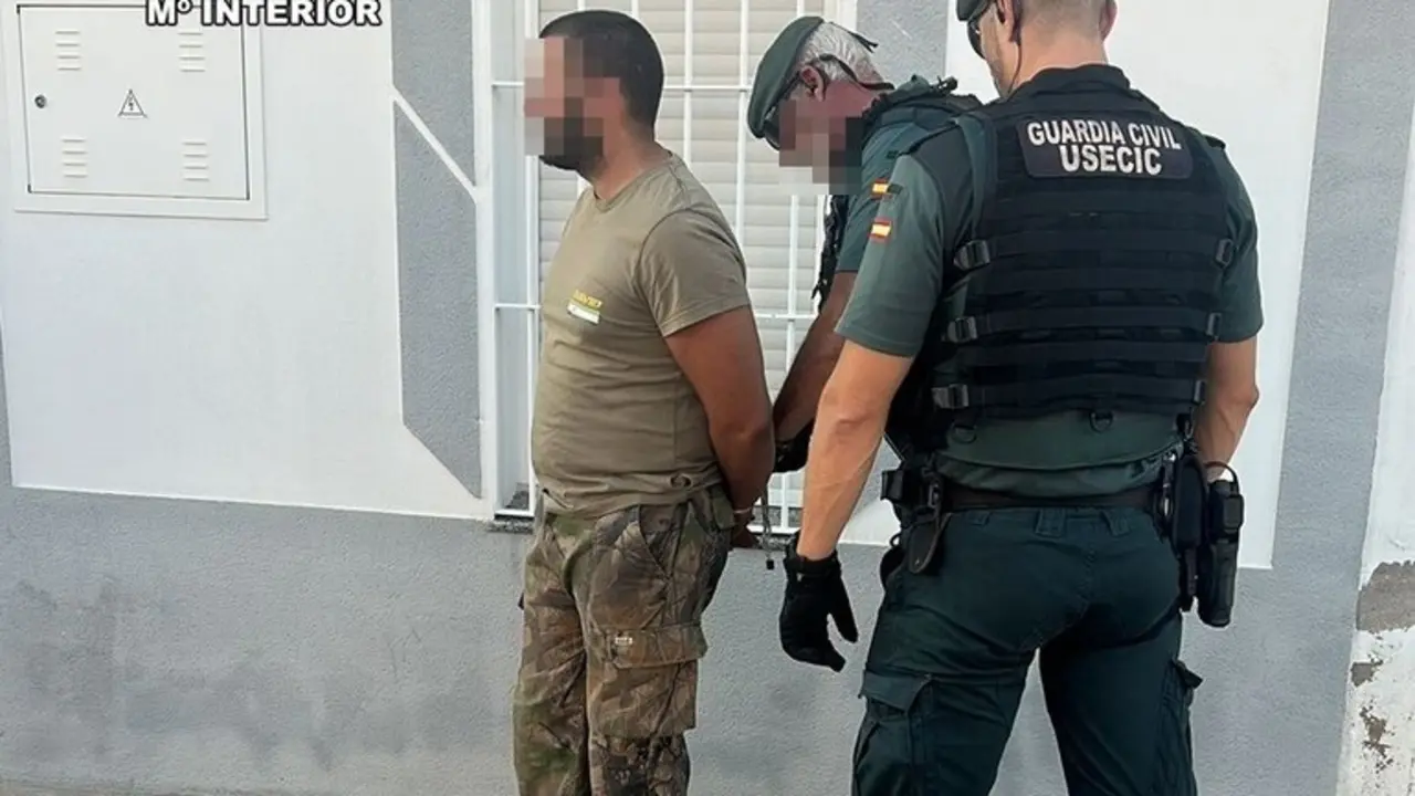 Momento de una de las detenciones. | Europa Press.