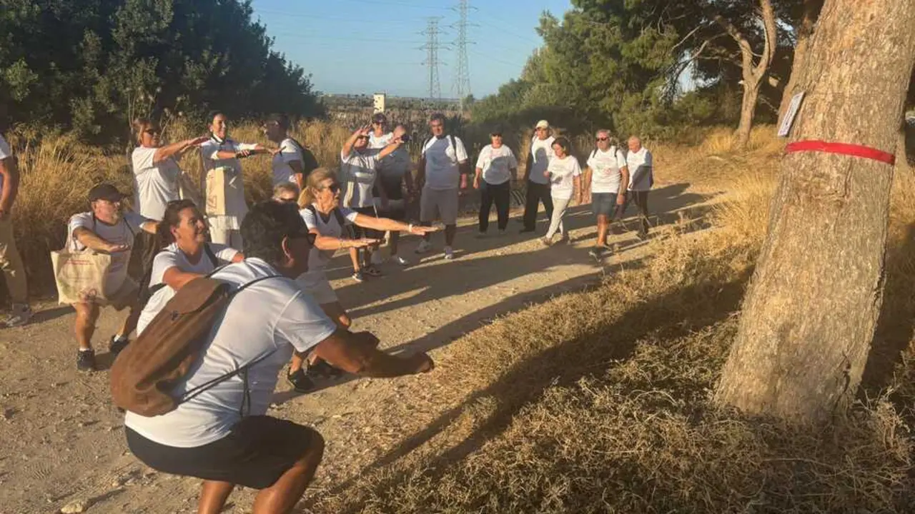 Paseo cardiosaludable de pacientes del Hospital de Puerto Real. | Junta de Andaluc&iacute;a.