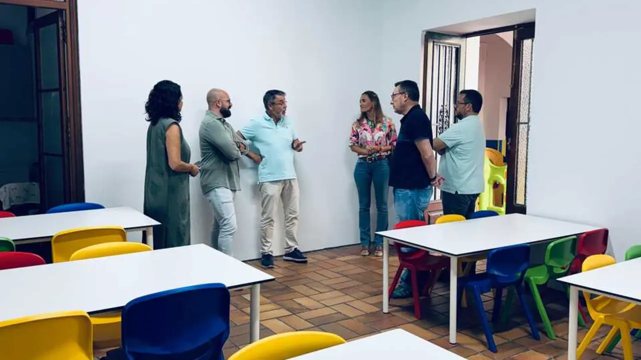 VISITA A OBRAS DE MEJORA EN LOS COLEGIOS. | VIVA