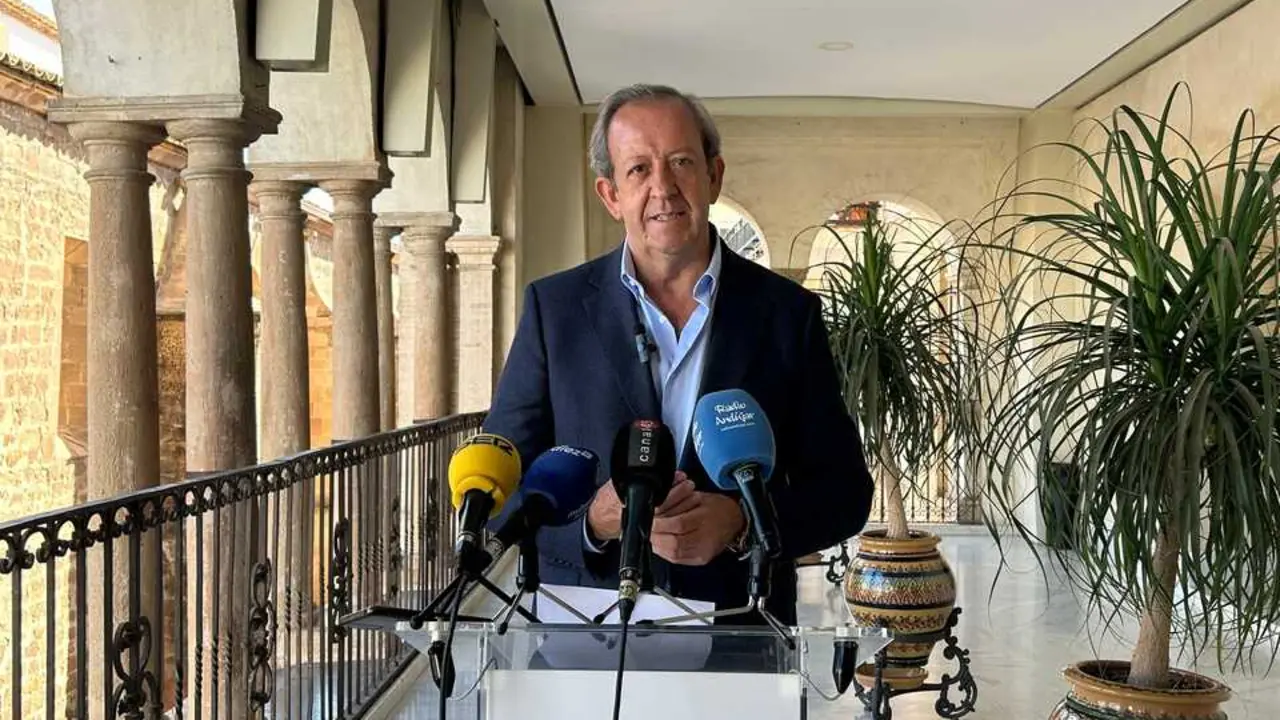 Francisco Carmona, alcalde de And&uacute;jar. | Ayuntamiento
