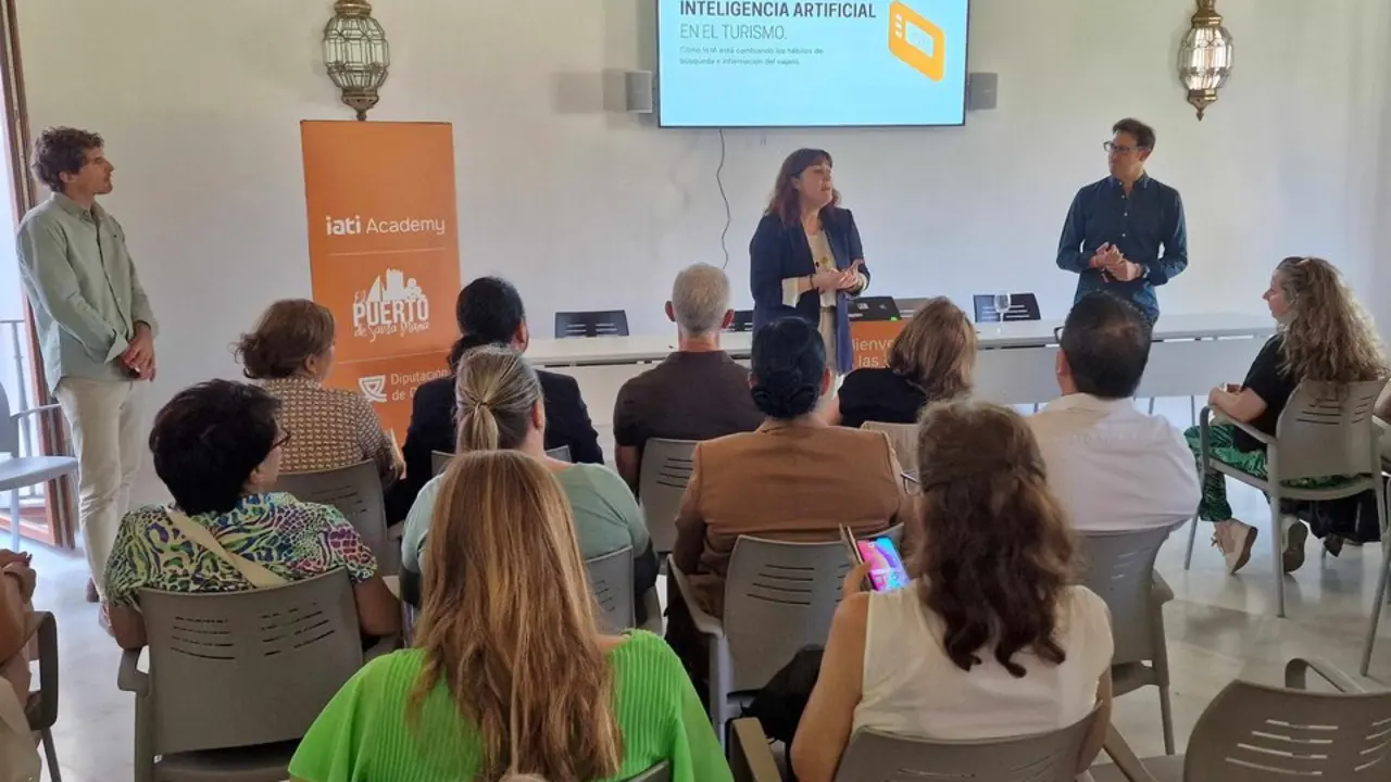 JORNADAS EN PALACIO DE ARAN&Iacute;BAR. | VIVA