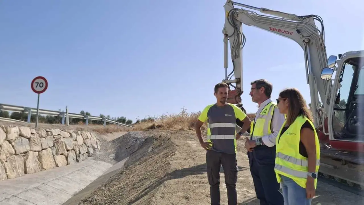 Delegado en las obras de la A-321. | Junta de Andaluc&iacute;a