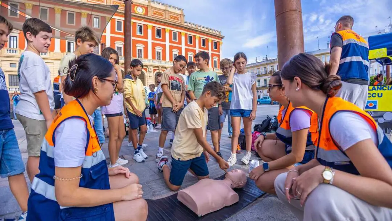 Alumnos en los talleres de reanimaci&oacute;n | Ayuntamiento