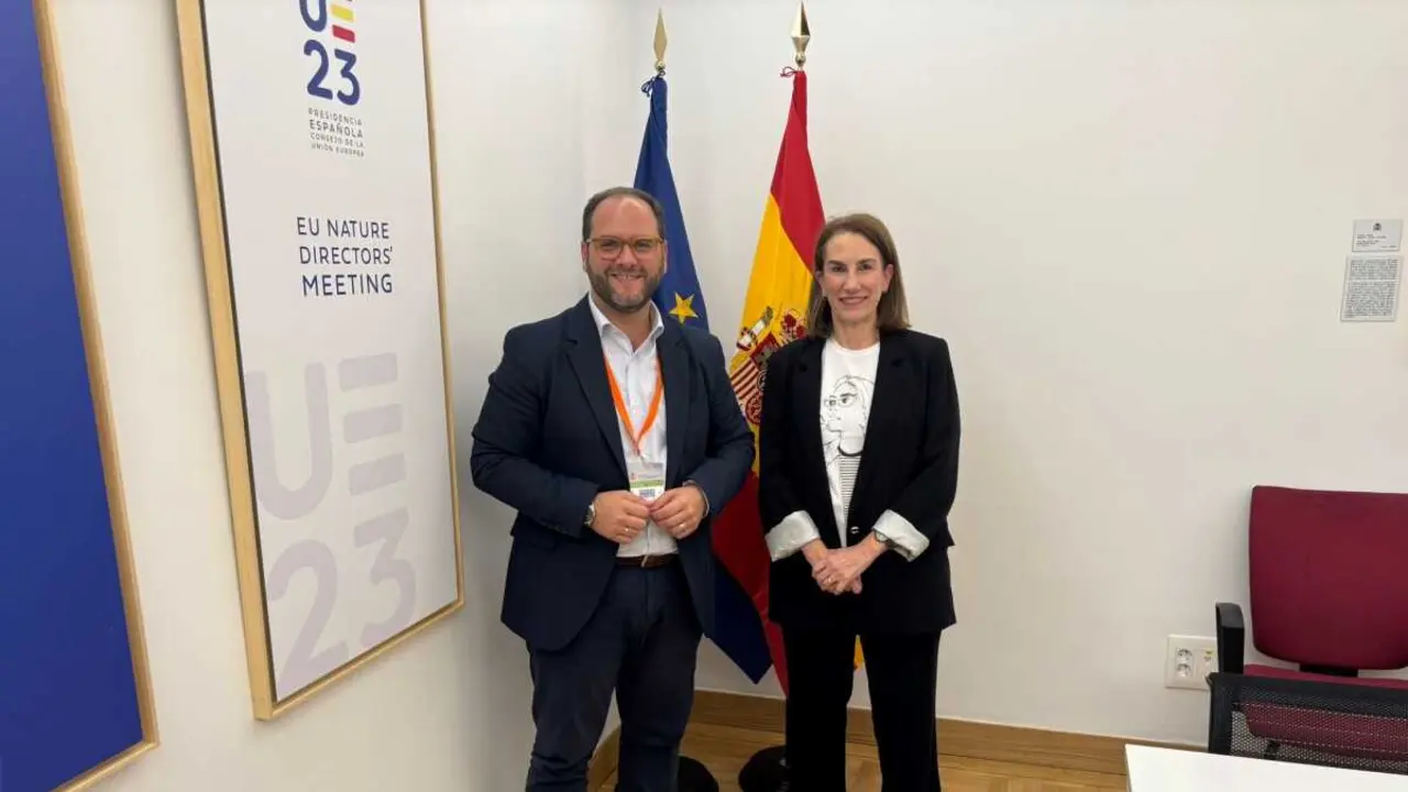 Vaca, con la presidenta del Consejo de Administraci&oacute;n de La Almoraima S.A., Mar&iacute;a Jes&uacute;s Rodr&iacute;guez de Sancho