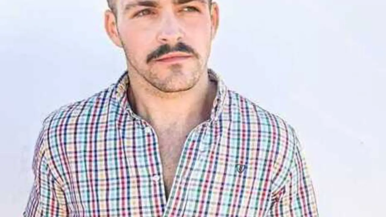 El chipionero Juan Manuel Zarazaga ser&aacute; el autor del cartel de la Cuaresma de Jerez 2026