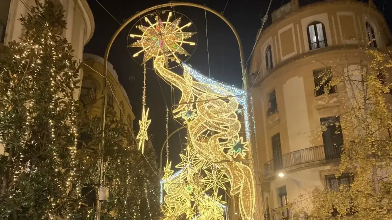 Espect&aacute;culo de m&uacute;sica y luces en Cruz Conde, C&oacute;rdoba.