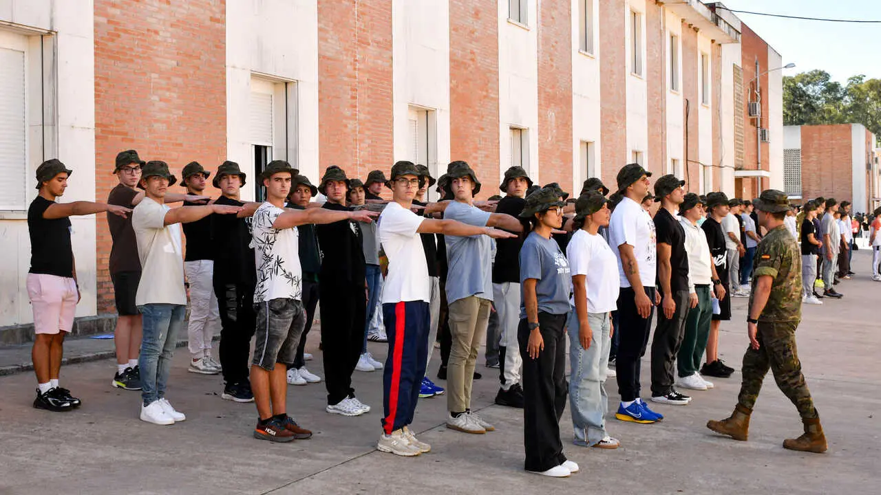 Primeras formaciones de los aspirantes. | CEFOT 2