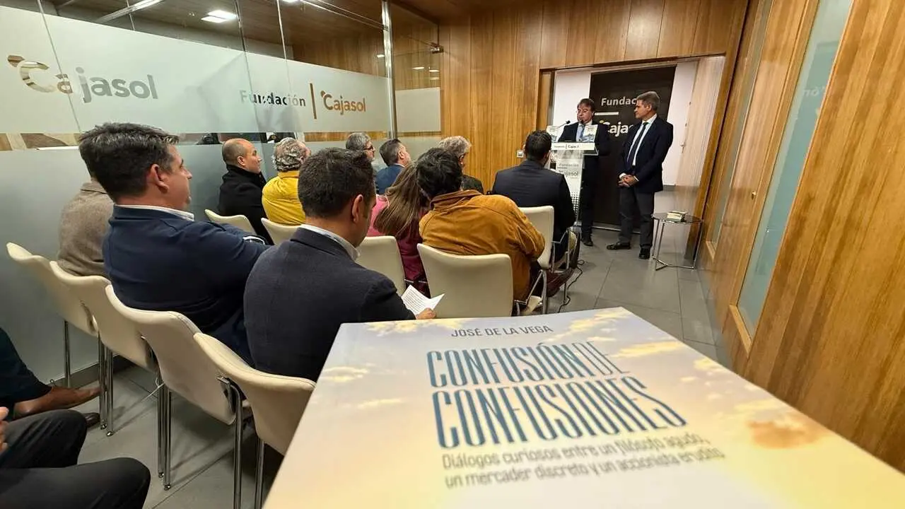Presentaci&oacute;n de los Premios Jos&eacute; Penso de la Vega de Econom&iacute;a y Finanzas. En la sede de la Fundaci&oacute;n Cajasol, C&oacute;rdoba