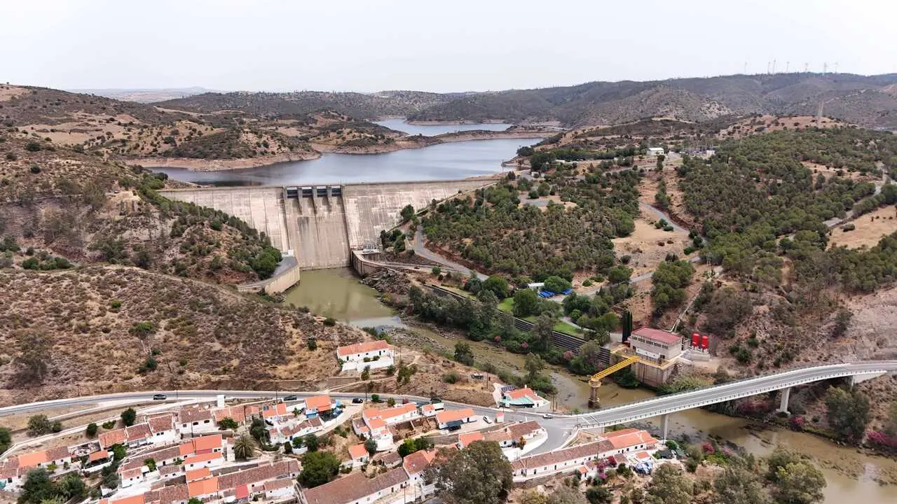Presa del Chanza. | Huelva Riega.