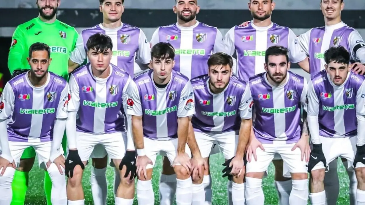 Formaci&oacute;n titular del Atl&eacute;tico Ja&eacute;n en el partido contra el Atl&eacute;tico Sabiote. - Foto: Atl&eacute;tico Ja&eacute;n