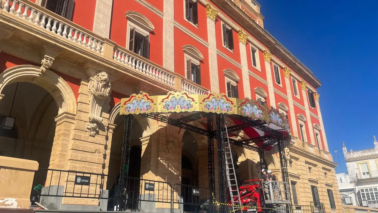Trabajos de montaje del tiovivo ornamental | Informaci&oacute;n