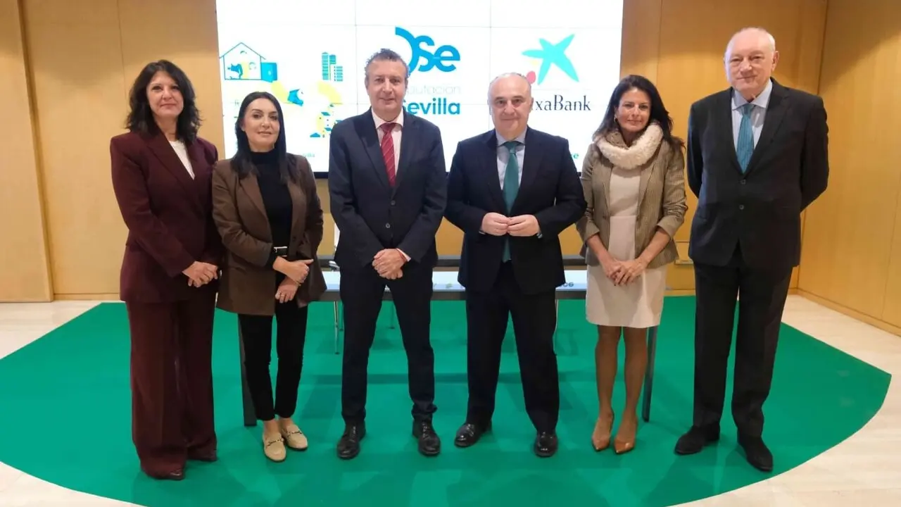 Firma de un protocolo entre la Diputaci&oacute;n y Caixabank sobre la financiaci&oacute;n de las VPO del Programa Sevilla 2030 | DIPUTACI&Oacute;N DE SEVILLA