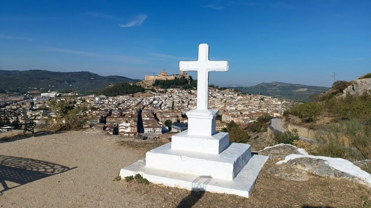 Vista de Alcal&aacute; desde la Cruz del Rayo.