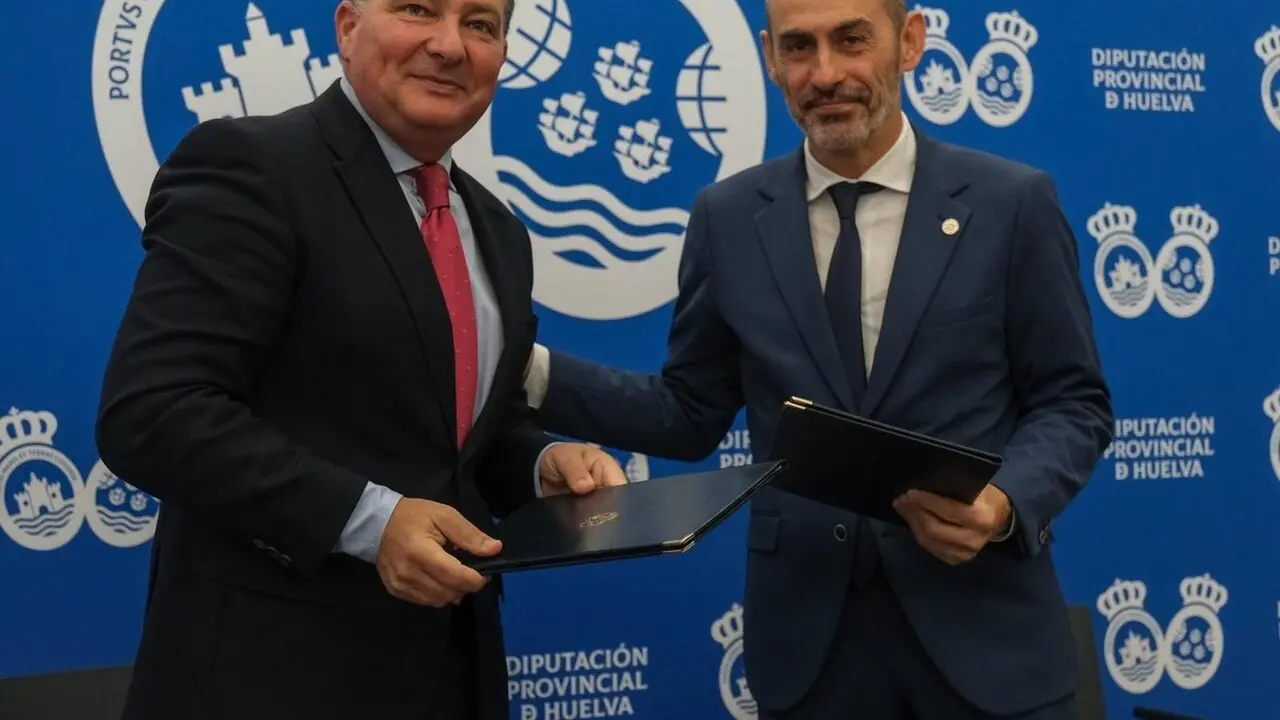 El presidente de Diputaci&oacute;n, David Toscano y el rector de la UHU, Jos&eacute; Rodr&iacute;guez Quintero