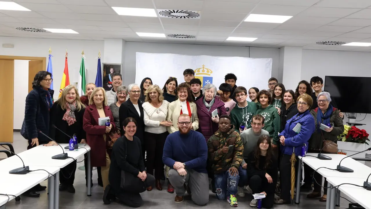 Pleno intergeneracional por el 6D.| AYTO SAN JUAN