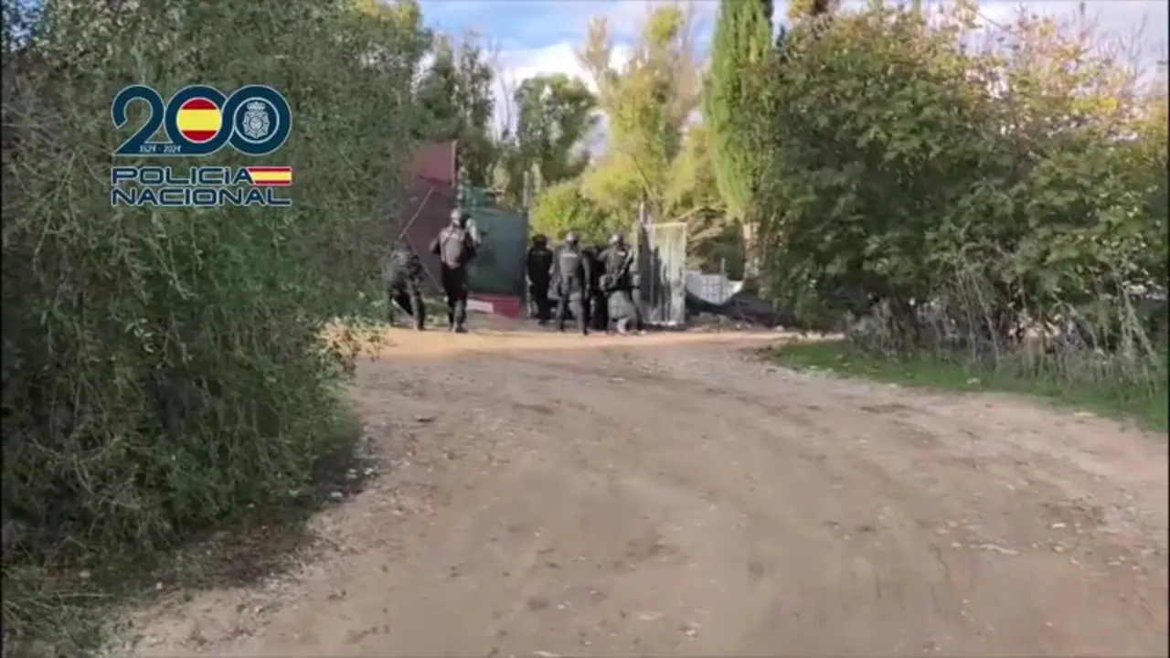 WhatsApp Video 2025-12-10 at 17.22.58