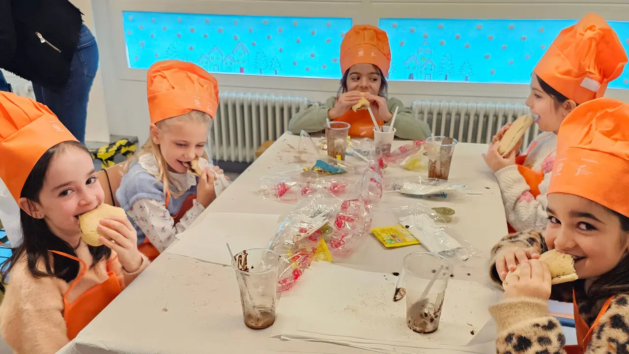 Desayuno saludable en el Colegio Almad&eacute;n. - Foto: UPA Ja&eacute;n.