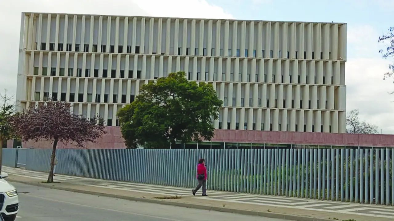 Ciudad de la Justicia./Arroyo.