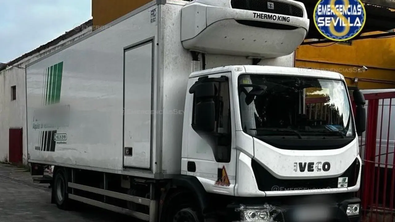 Cami&oacute;n interceptado despu&eacute;s de que su conductor haya septuplicado la tasa de alcohol en Sevilla | EMERGENCIAS SEVILLA
