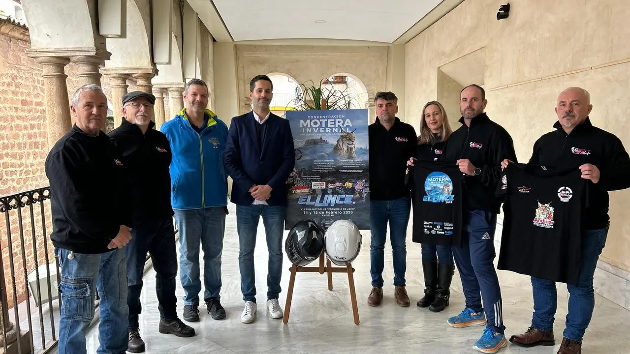 Presentaci&oacute;n de la concentraci&oacute;n motera. | Ayuntamiento de And&uacute;jar